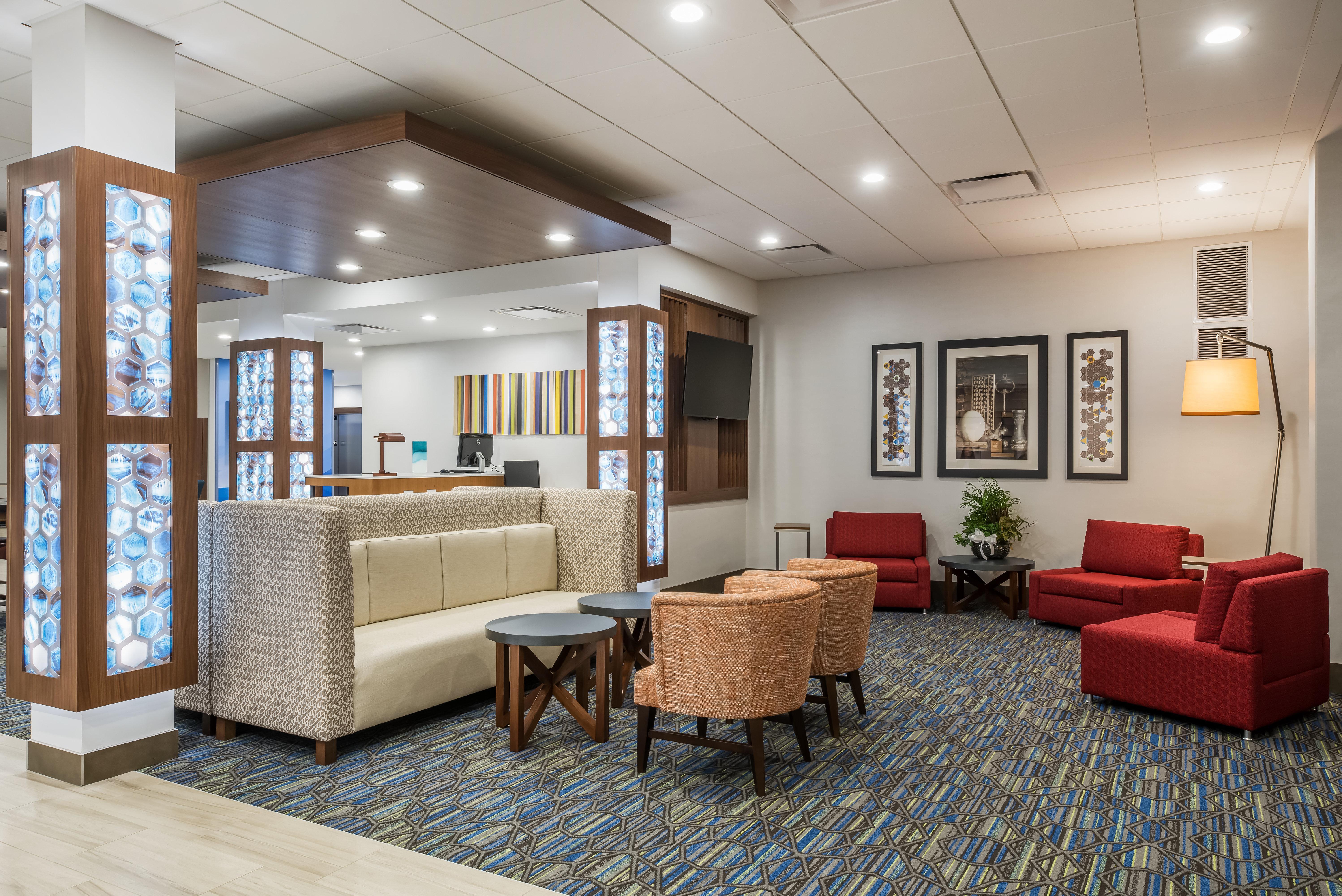 Holiday Inn Express & Suites West Plains Southwest By Ihg Exterior photo